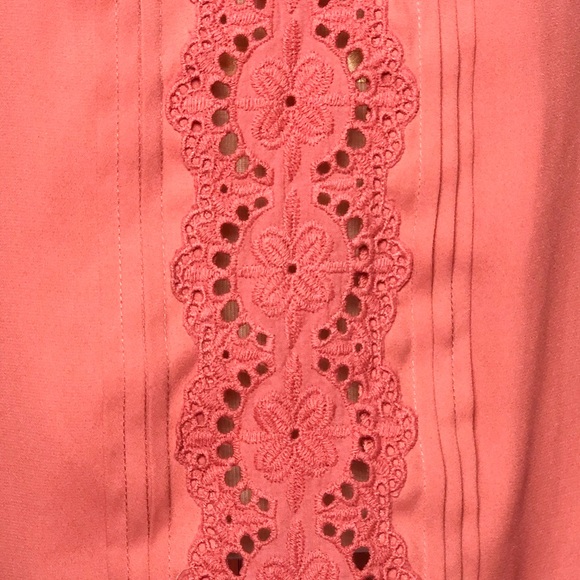 LOFT TOP - Picture 2 of 3